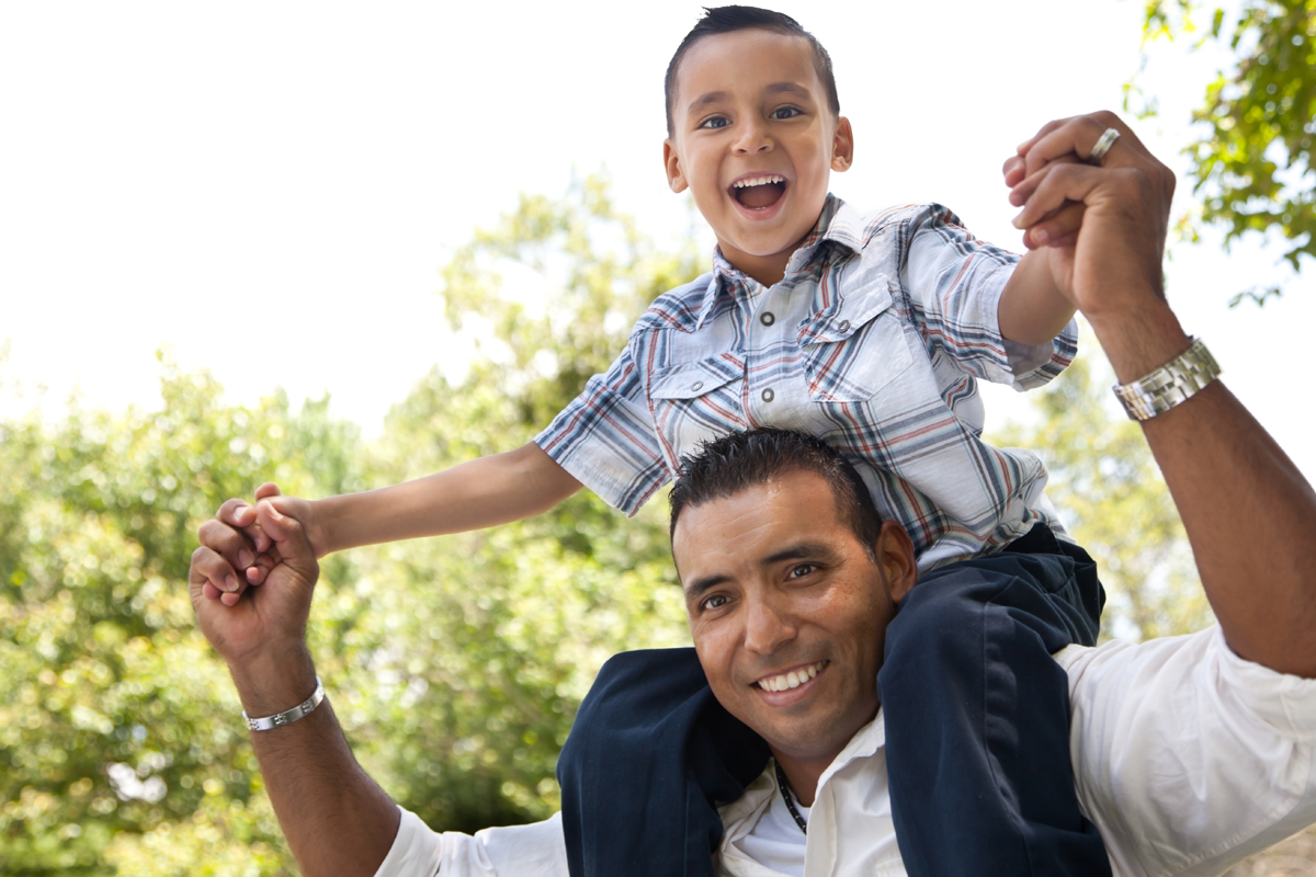 ¿La edad del padre puede provocar malformaciones en el niño?