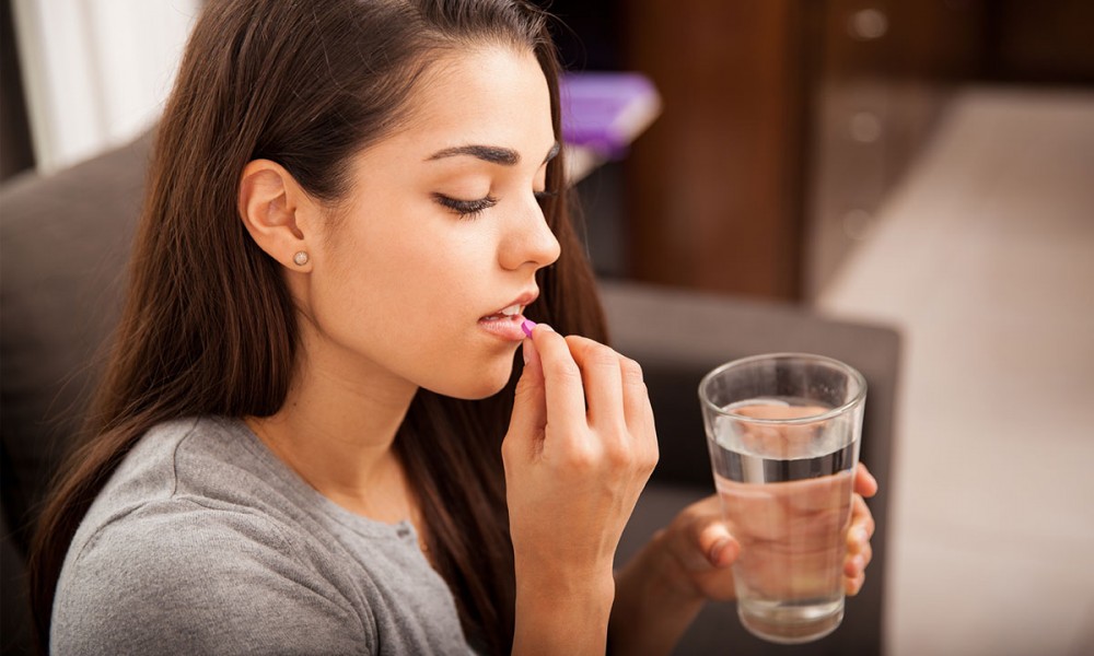 ¿Por qué a mujeres jóvenes sin vida sexual les recetan pastillas anticonceptivas?